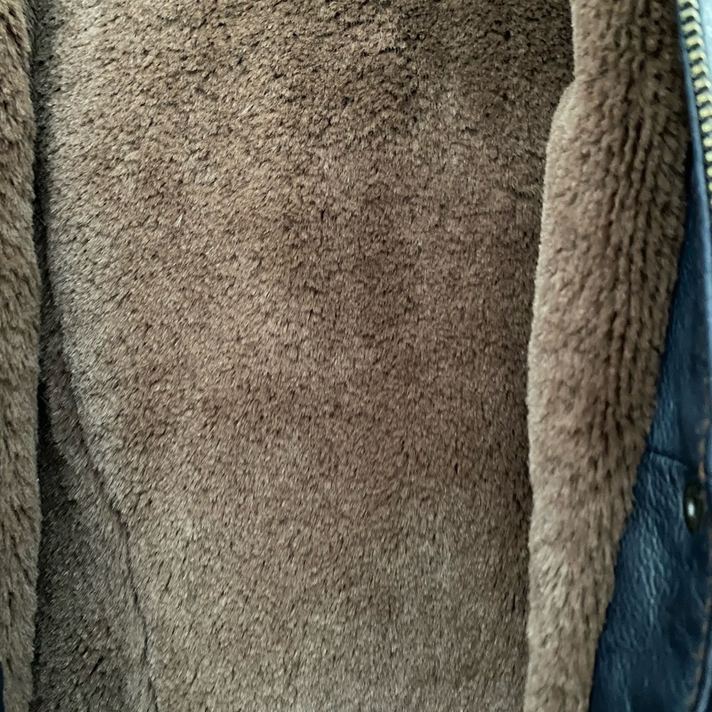 Leather jacket - Picture 4 of 5